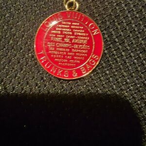 Louis Vuitton PINK and Gold Pendant